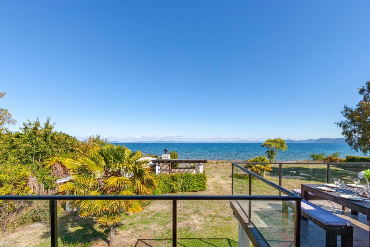 Lakefront Villa - Waitahanui Holiday Home מראה חיצוני תמונה