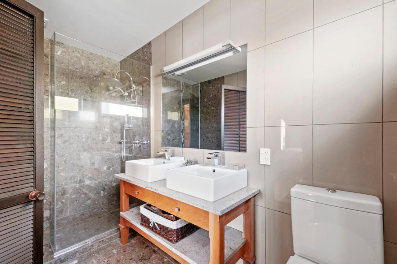 Lakefront Villa - Waitahanui Holiday Home מראה חיצוני תמונה